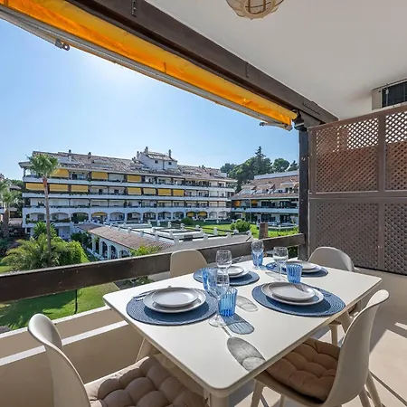 Apartment Stylish In Golden Mile At 300m From The *